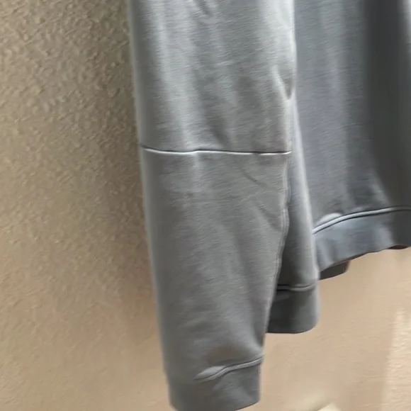 LULULEMON unisex soft hoodie - Picture 4 of 14